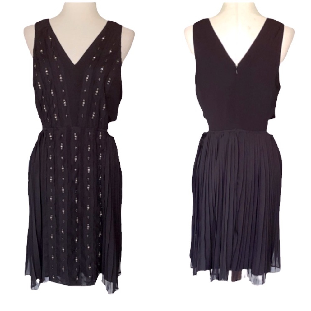 Chelsea28 Black Midriff Cutout Rhinestone Beaded Chiffon Tunic Dress - M